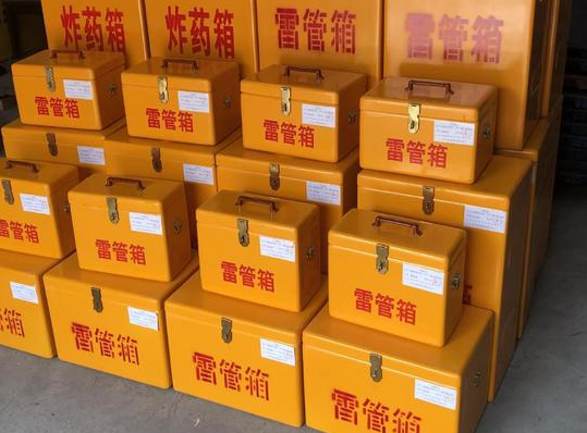 江边乡玻璃钢雷管箱的使用寿命一般是多少？